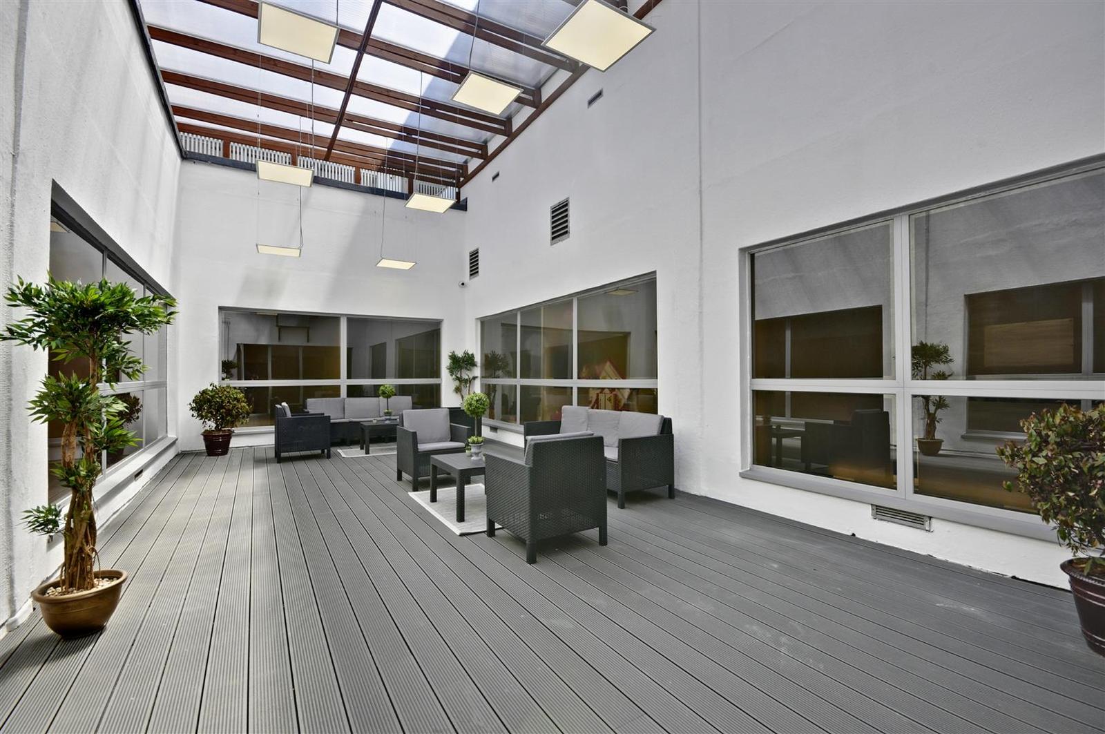 Westlink House Brentford Workthere